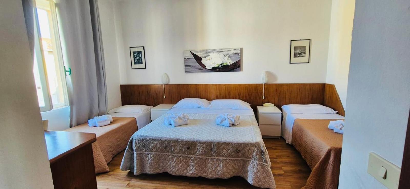 Hotel Ariston بيومبينوا المظهر الخارجي الصورة