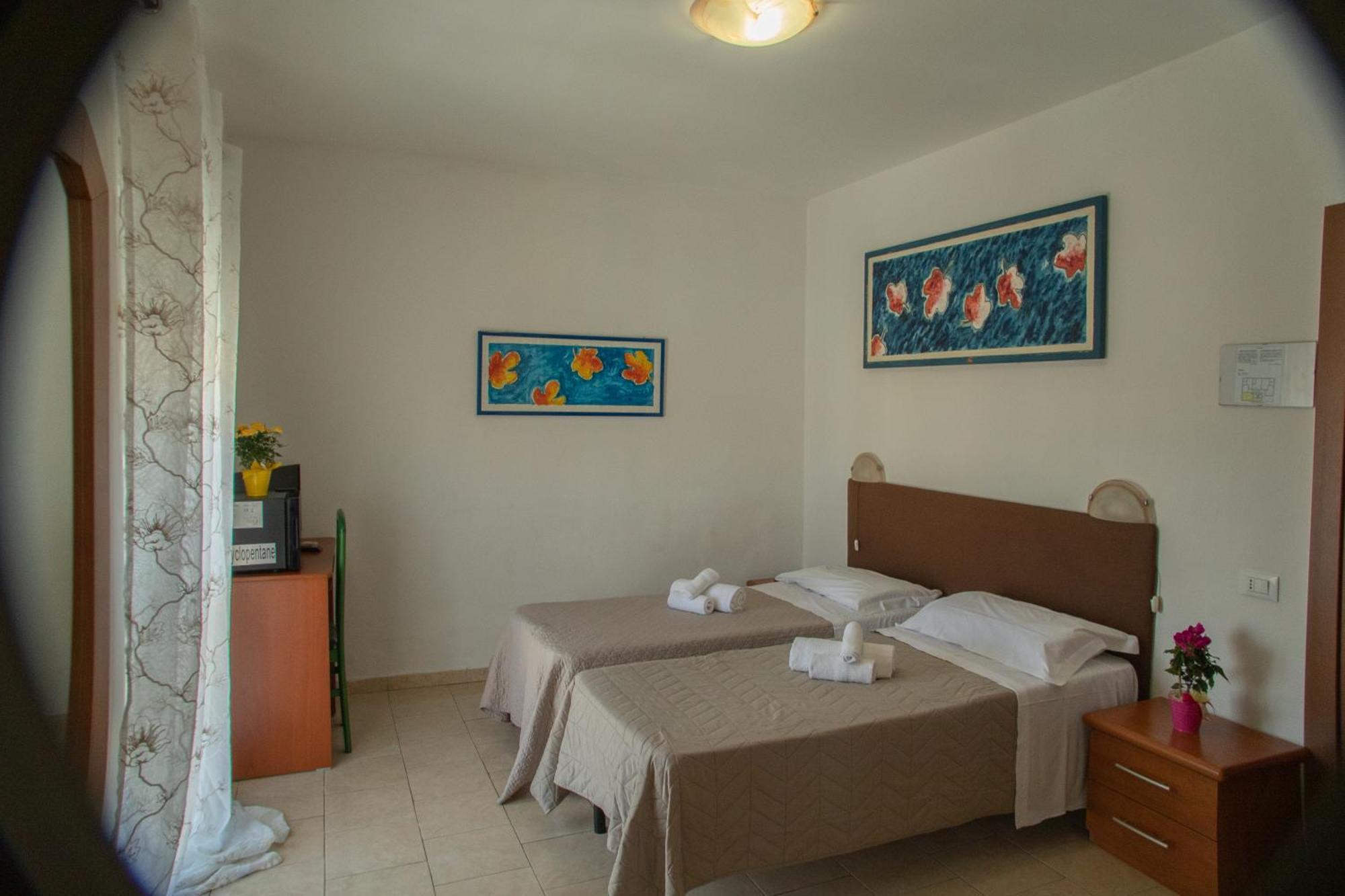Hotel Ariston بيومبينوا المظهر الخارجي الصورة